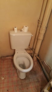WC avant