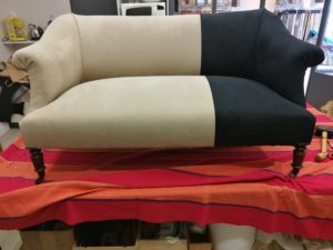 Banquette pose tissu devant