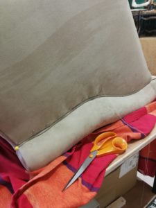 Couture tissu dossier extérieur point caché