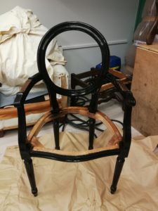 Fauteuil Louis XVI peint laque noire