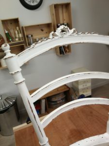 détail chaise n°2 effet usé
