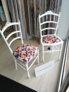 vitrine fauteuils tissu Camengo