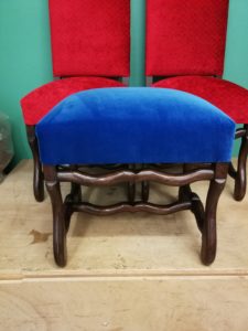 Tabouret Louis XIII fini