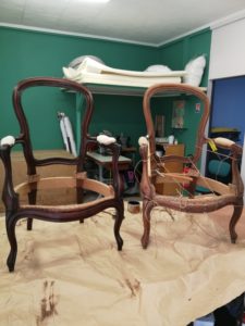 collage et cirage structure Fauteuil Louis Philippe