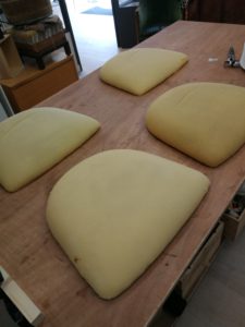 galette de chaise avant
